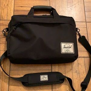 Herschel Supply  Messenger Bag